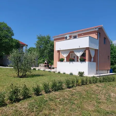 Ferienhaus Nora *